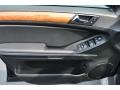 Black - GL 450 4Matic Photo No. 27