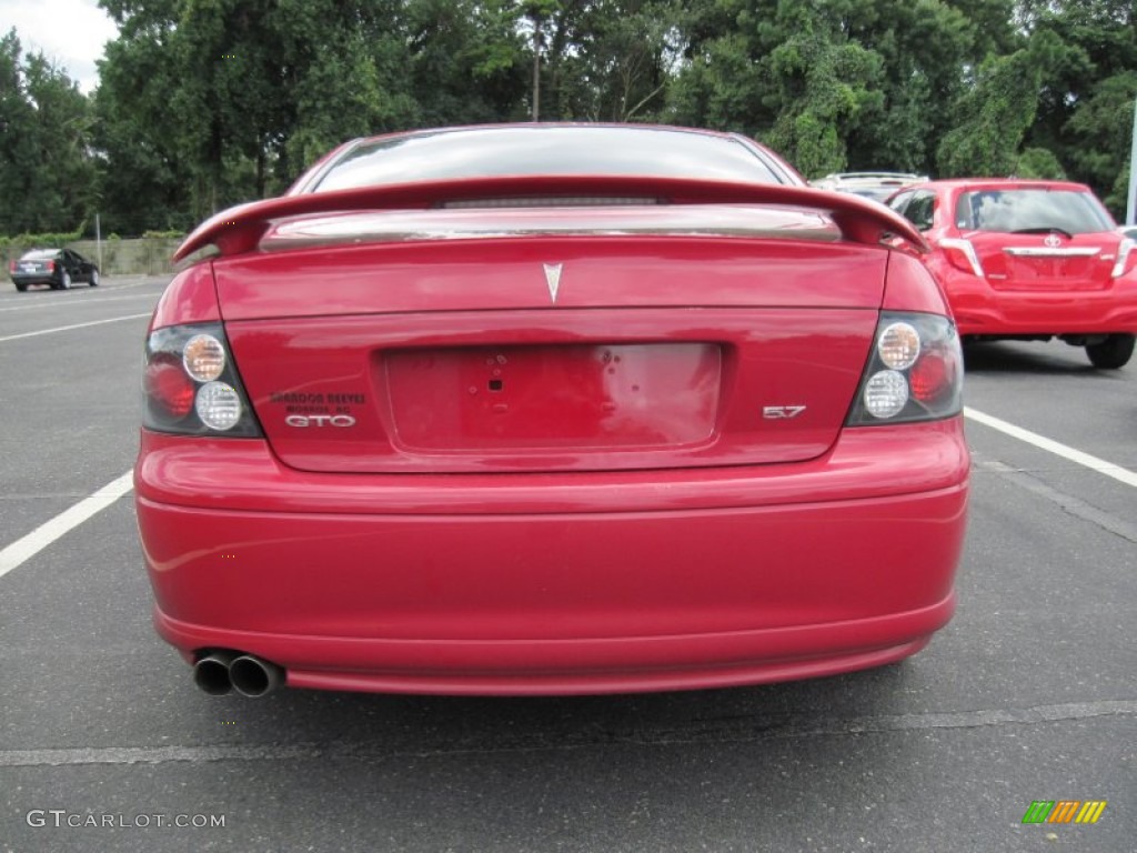 2004 GTO Coupe - Torrid Red / Black photo #6