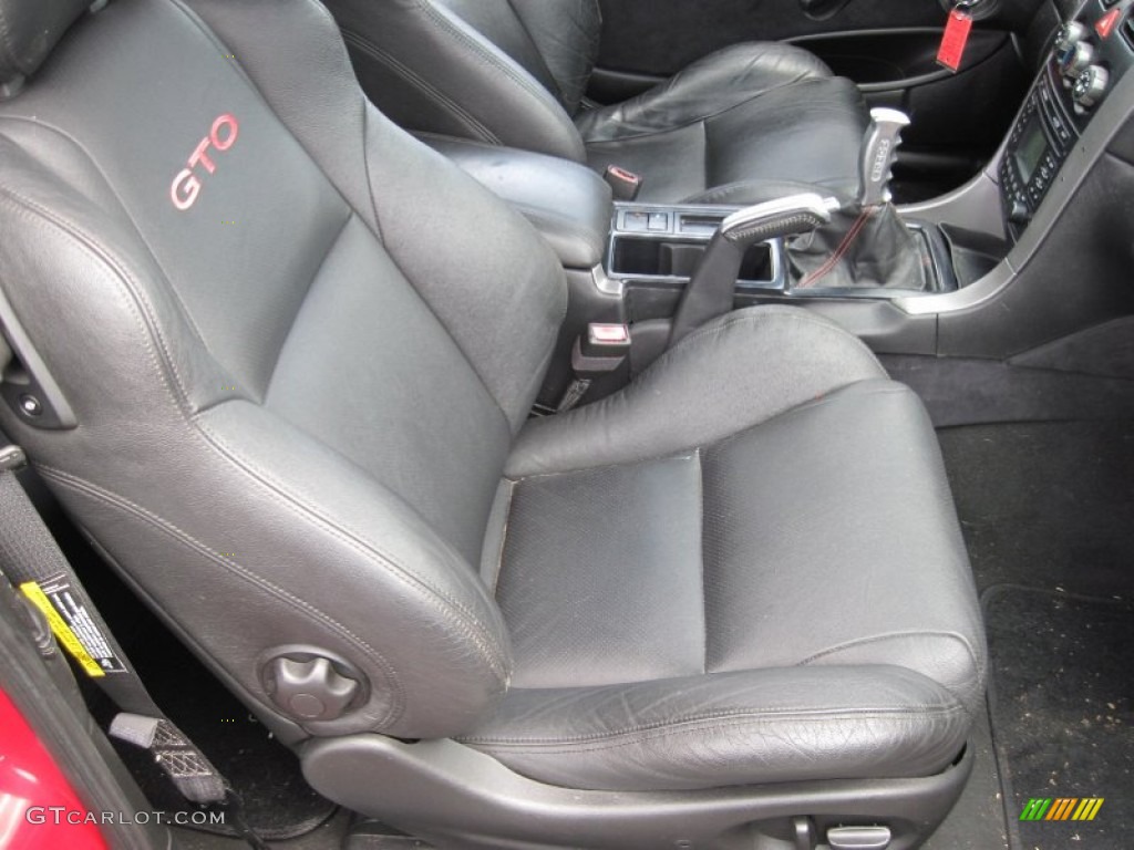 2004 GTO Coupe - Torrid Red / Black photo #10
