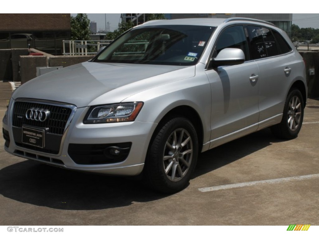 2011 Q5 2.0T quattro - Ice Silver Metallic / Black photo #3