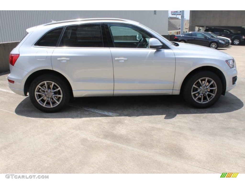 2011 Q5 2.0T quattro - Ice Silver Metallic / Black photo #9