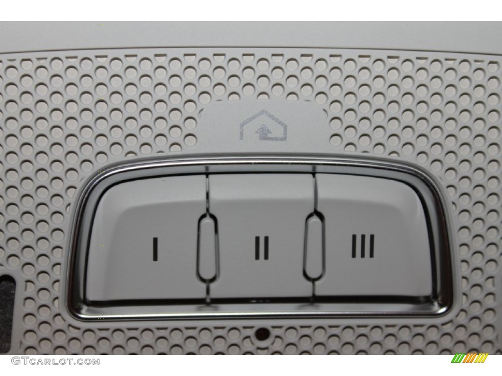 2011 Q5 2.0T quattro - Ice Silver Metallic / Black photo #14