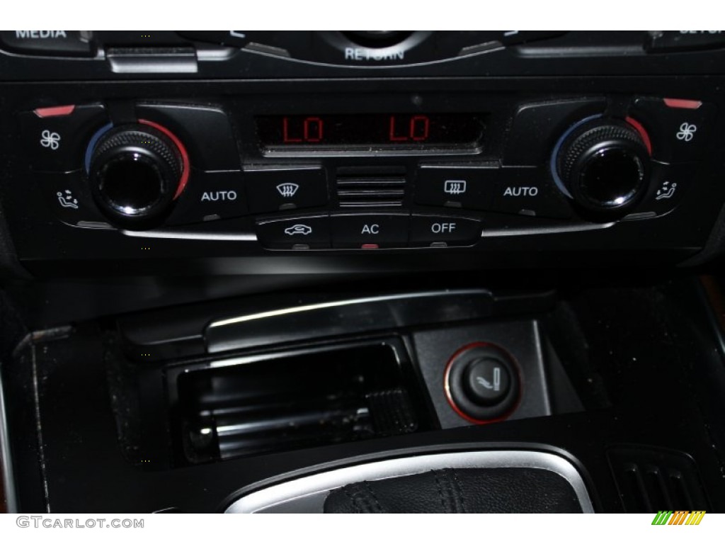 2011 Q5 2.0T quattro - Ice Silver Metallic / Black photo #21