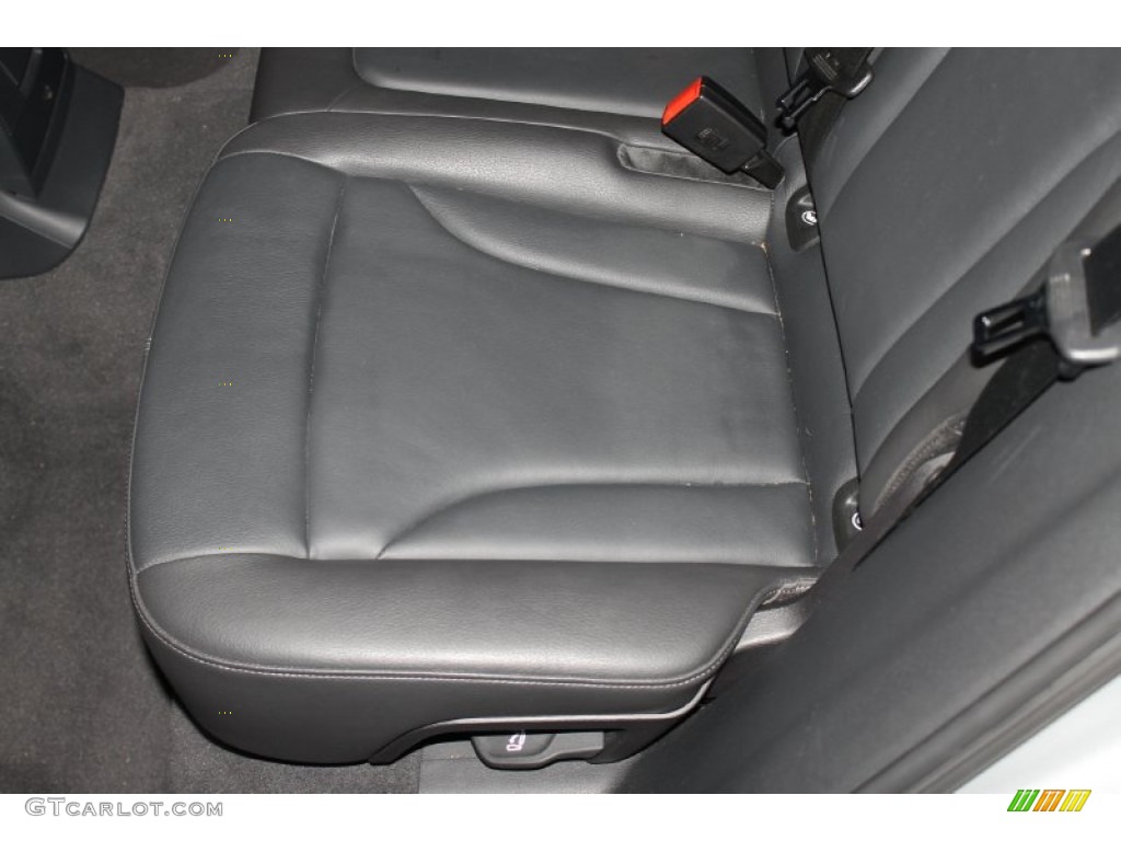 2011 Q5 2.0T quattro - Ice Silver Metallic / Black photo #26