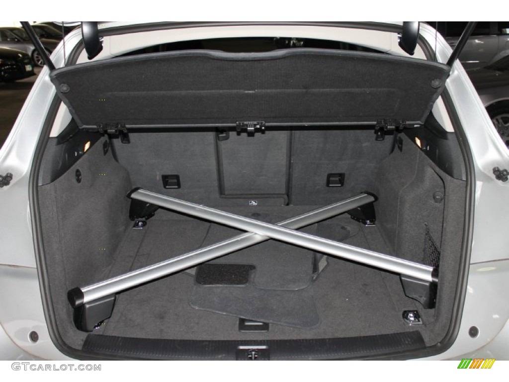 2011 Q5 2.0T quattro - Ice Silver Metallic / Black photo #30