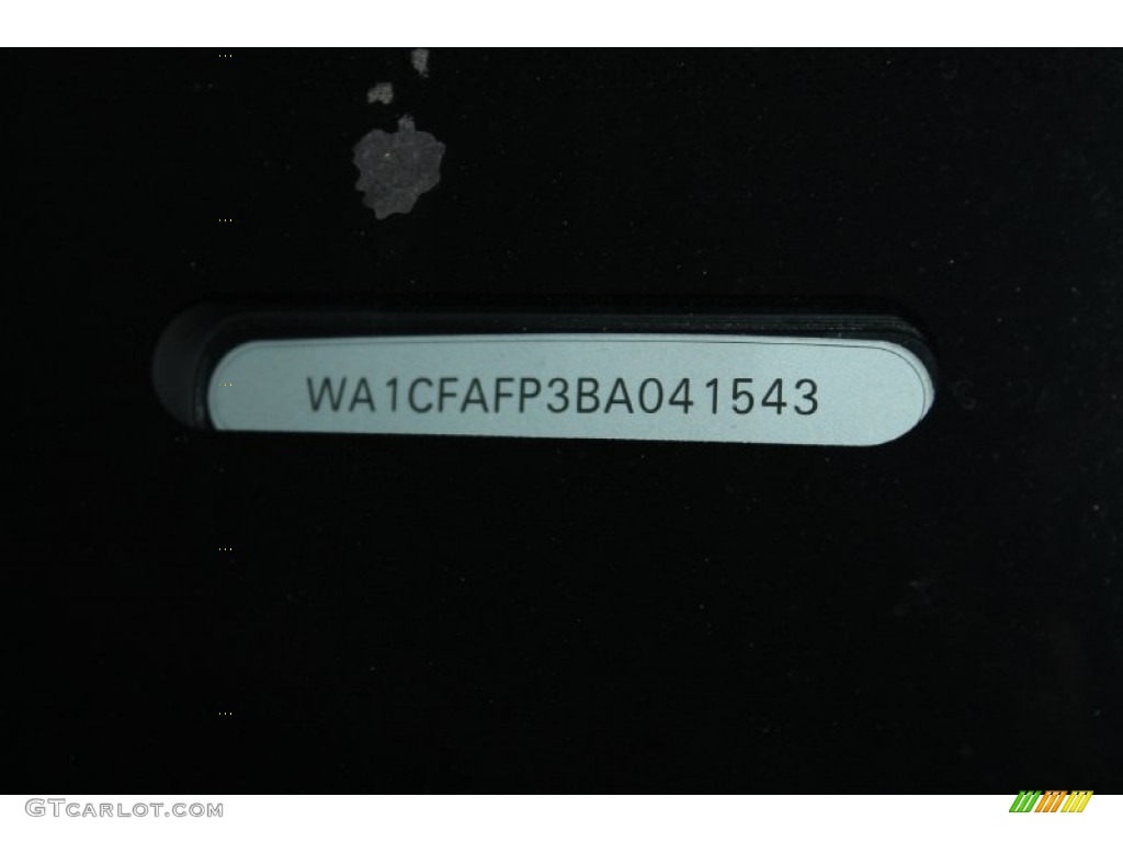 2011 Q5 2.0T quattro - Ice Silver Metallic / Black photo #38