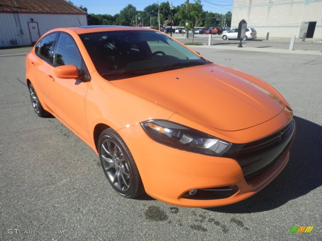 Header Orange Dodge Dart