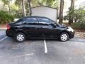 Super Black - Versa 1.6 Sedan Photo No. 5