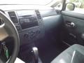 Super Black - Versa 1.6 Sedan Photo No. 14