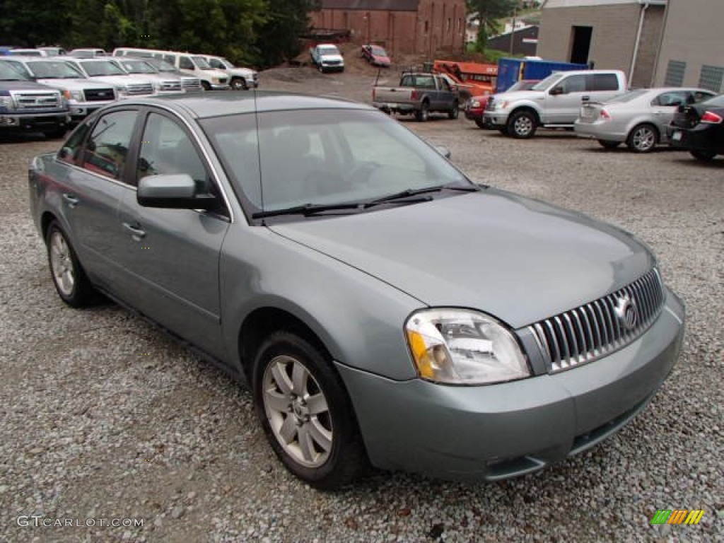 2005 Montego Luxury AWD - Light Tundra Metallic / Shale photo #3