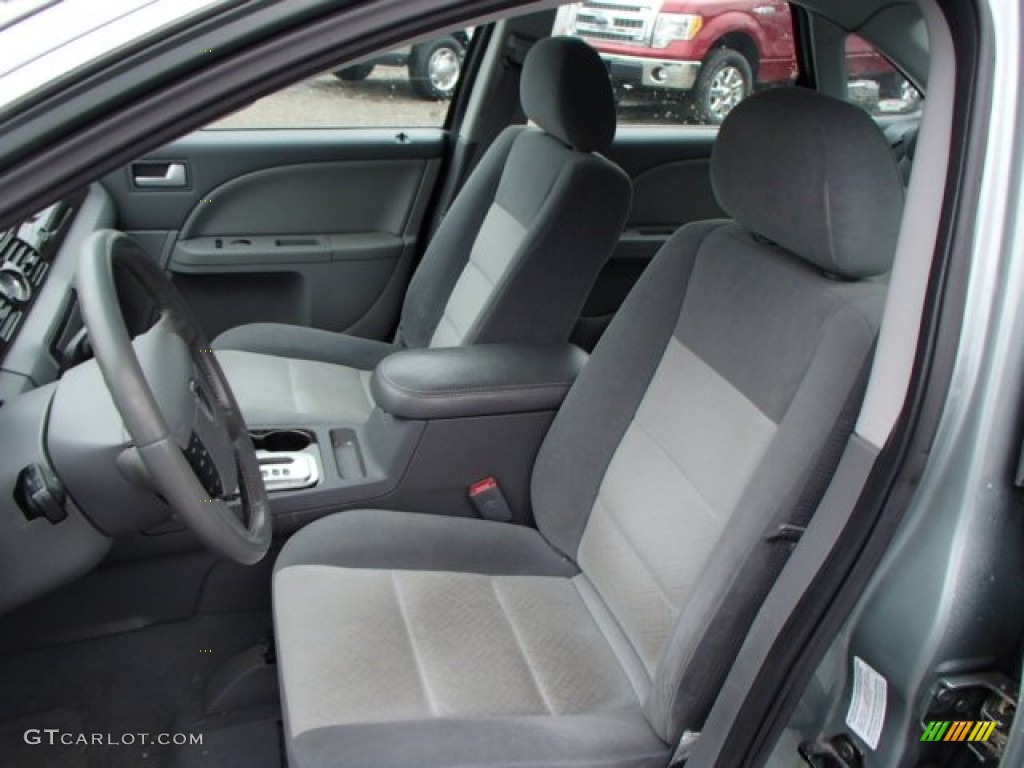 2005 Montego Luxury AWD - Light Tundra Metallic / Shale photo #8