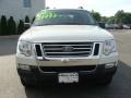 2010 White Suede Ford Explorer Sport Trac XLT 4x4  photo #2