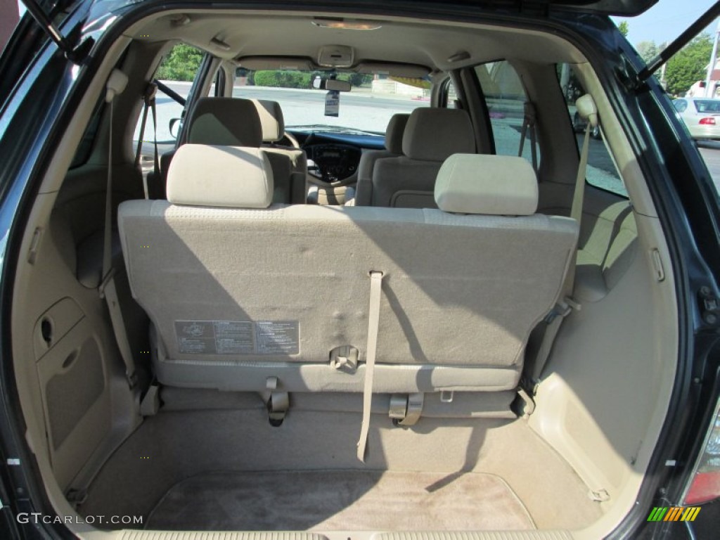 2006 MPV LX - Nordic Green Mica / Beige photo #13