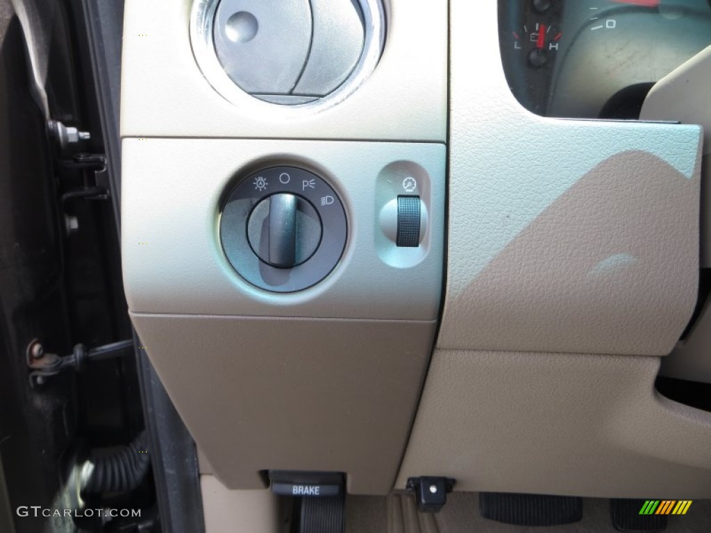 2005 F150 XLT SuperCrew - Dark Stone Metallic / Tan photo #37