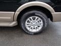 2013 Ford Expedition XLT 4x4 Wheel and Tire Photo