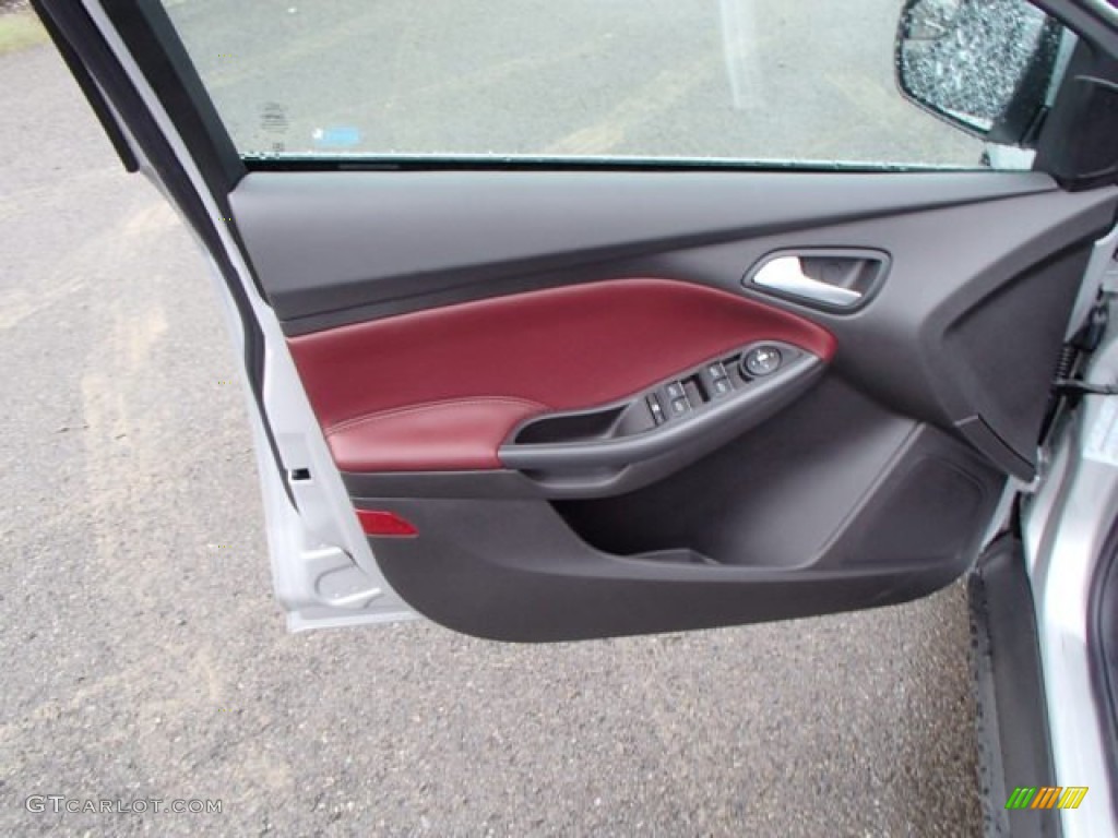 2014 Ford Focus Titanium Hatchback Tuscany Red Door Panel Photo #84752128