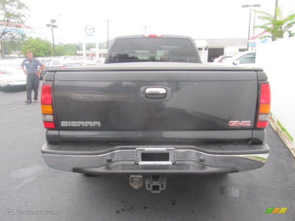 2005 Sierra 1500 SLE Crew Cab 4x4 - Carbon Metallic / Dark Pewter photo #5