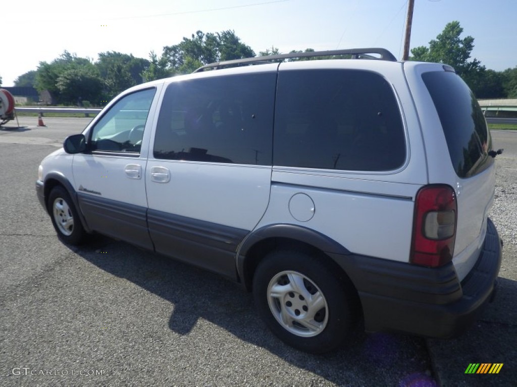 Arctic White 2002 Pontiac Montana Standard Montana Model Exterior Photo #84756956