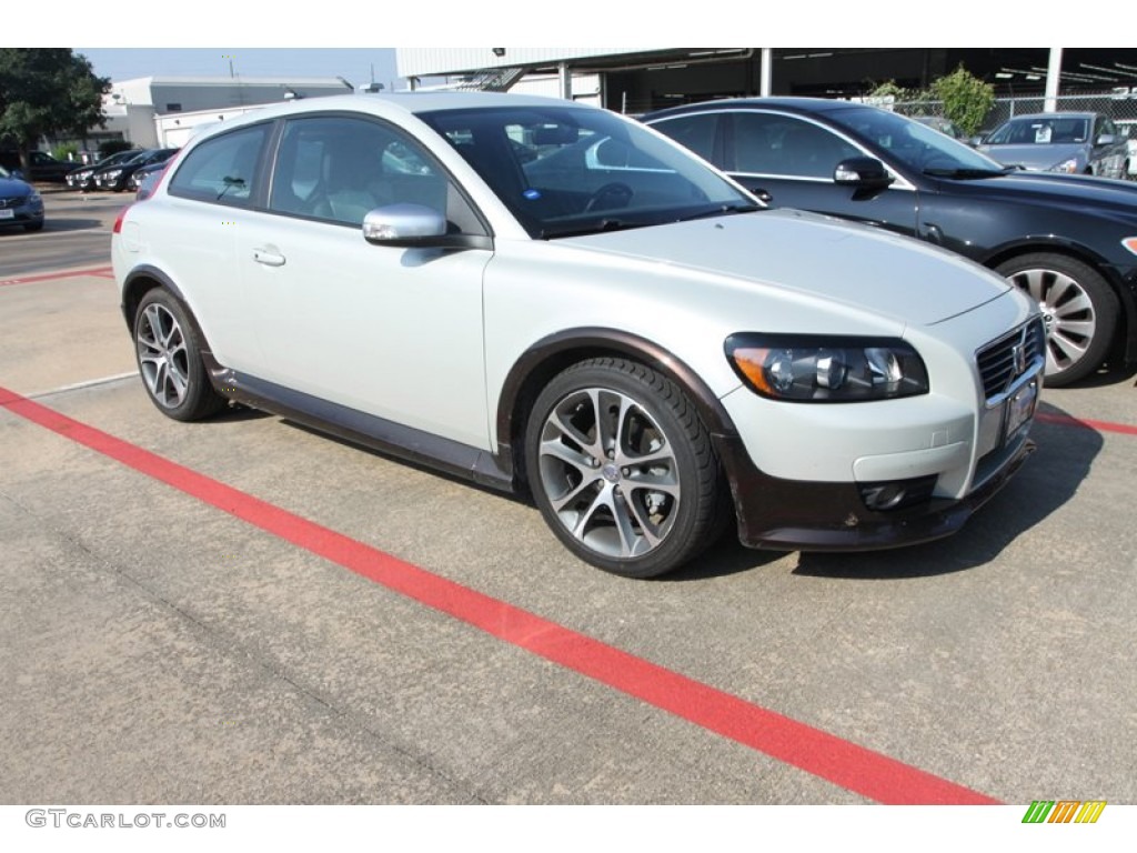 2009 C30 T5 R-Design - Cosmic White Metallic / R-Design Off Black/Cream photo #1