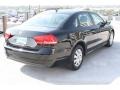 Black - Passat 2.5L S Photo No. 9