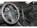 Black - Passat 2.5L S Photo No. 15