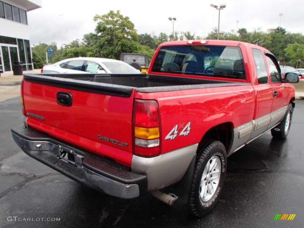 2002 Silverado 1500 LS Extended Cab 4x4 - Victory Red / Graphite Gray photo #7