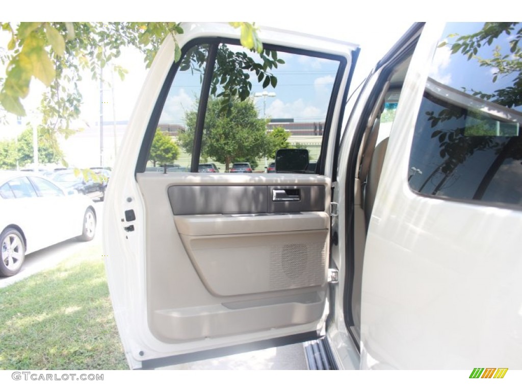 2008 Expedition EL XLT - Oxford White / Camel photo #11