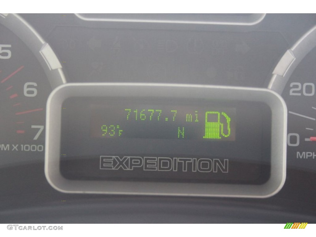 2008 Expedition EL XLT - Oxford White / Camel photo #29