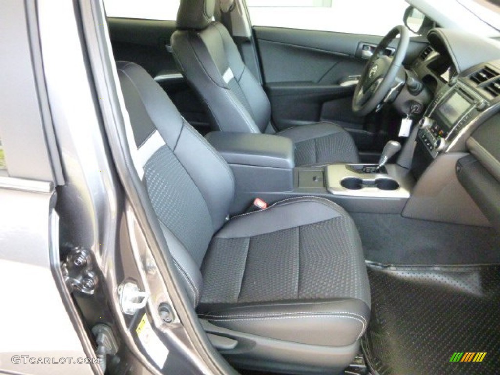 2013 Camry SE - Magnetic Gray Metallic / Black photo #9