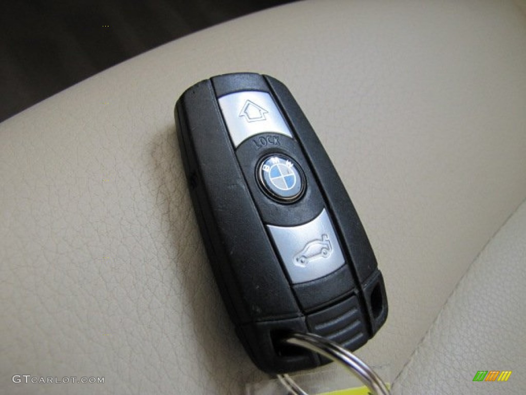 2009 BMW 3 Series 328i Convertible Keys Photos
