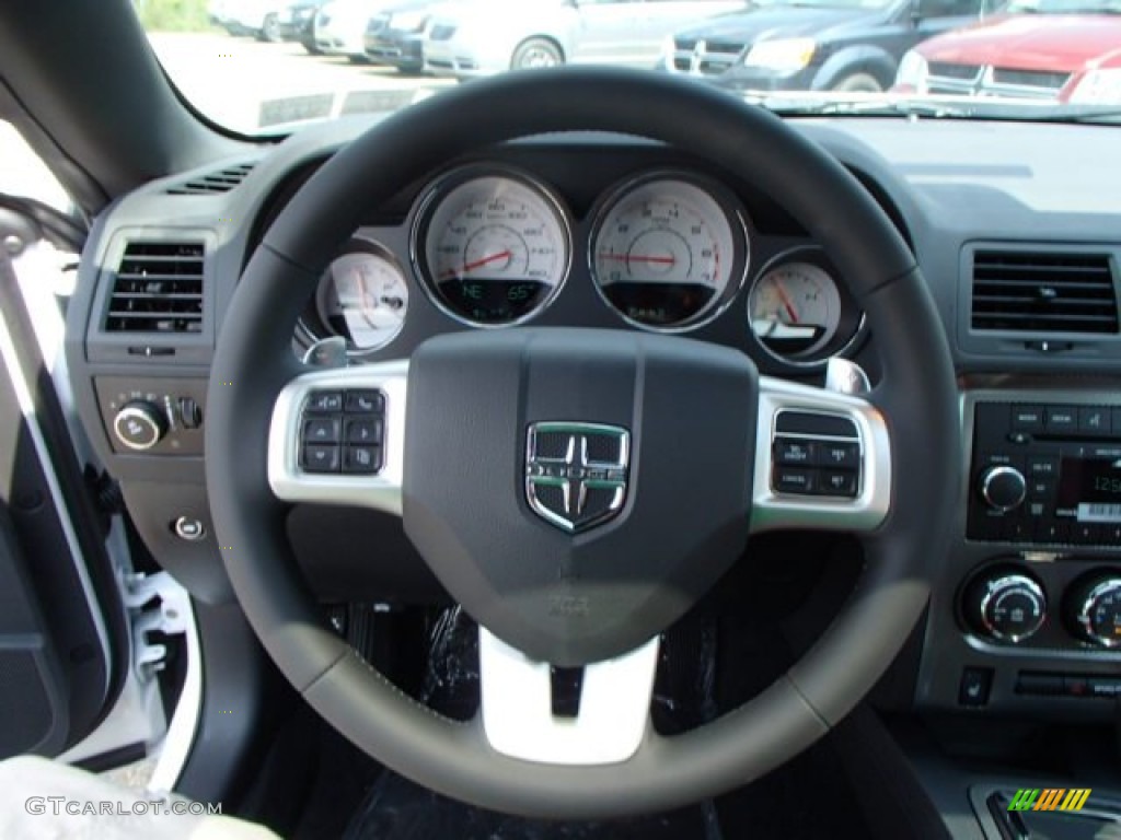 2014 Dodge Challenger R/T Classic Dark Slate Gray/Radar Red Steering Wheel Photo #84770454