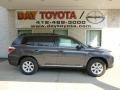 2013 Magnetic Gray Metallic Toyota Highlander SE 4WD  photo #2