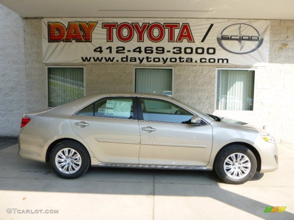 2013 Camry LE - Champagne Mica / Ivory photo #2