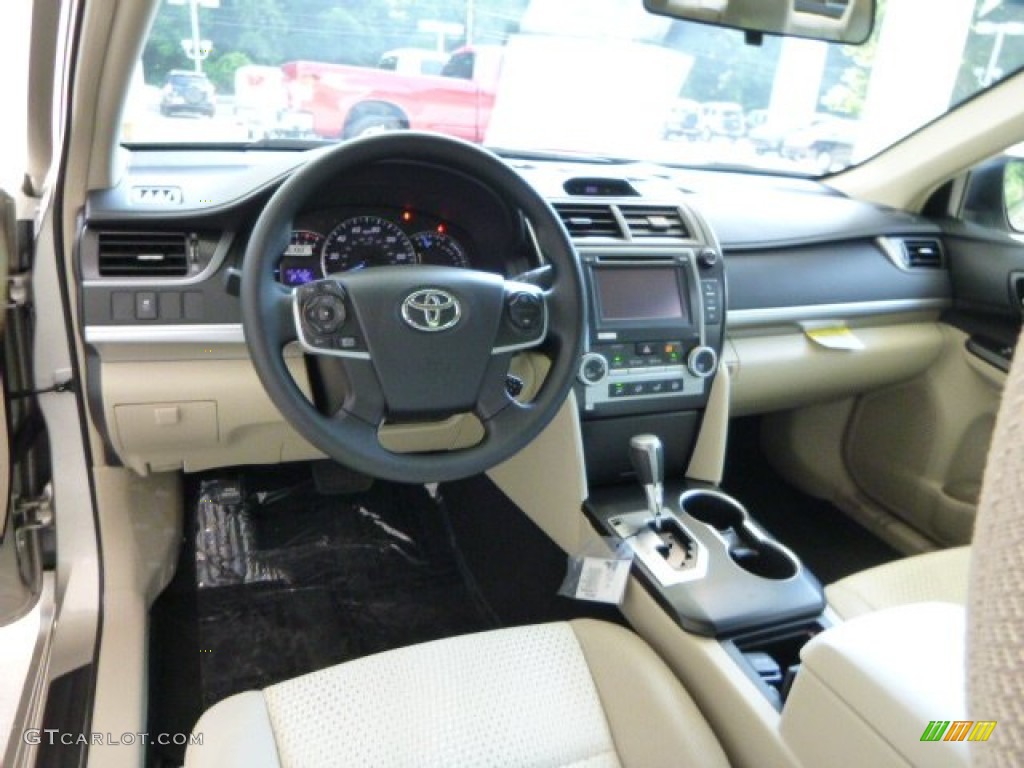 2013 Camry LE - Champagne Mica / Ivory photo #15