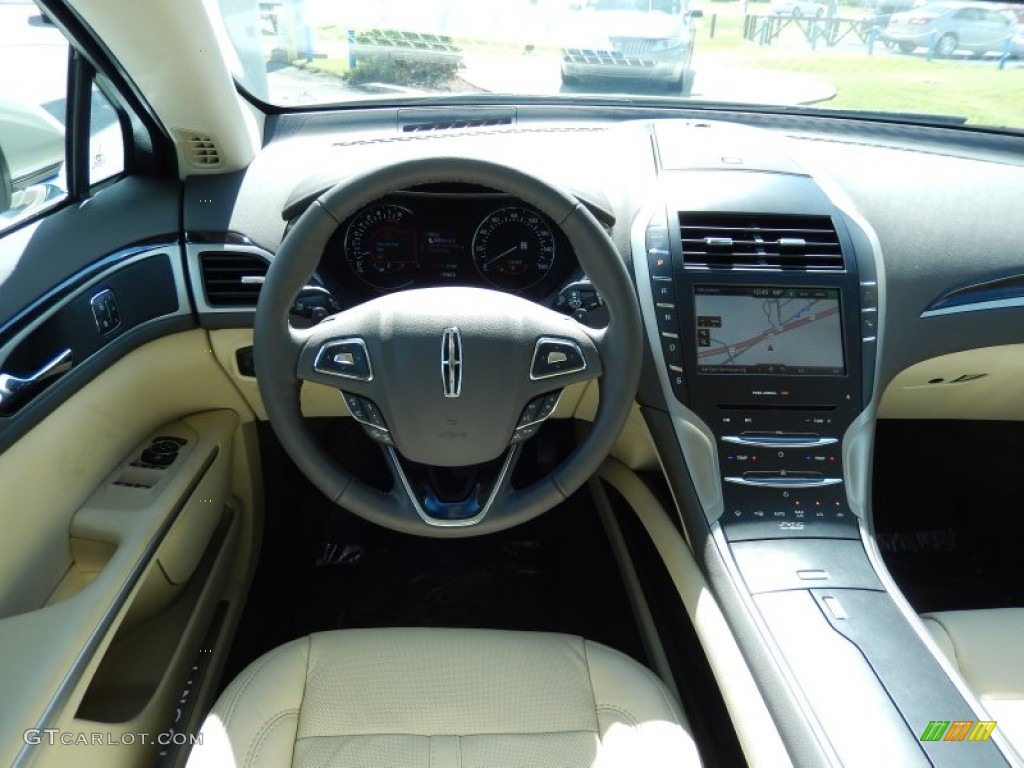 2014 Lincoln MKZ FWD Light Dune Dashboard Photo #84775988