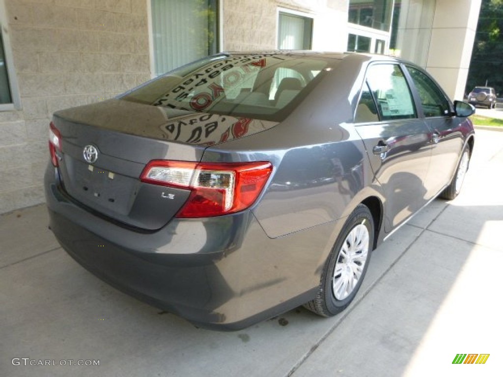 2013 Camry LE - Magnetic Gray Metallic / Ash photo #3