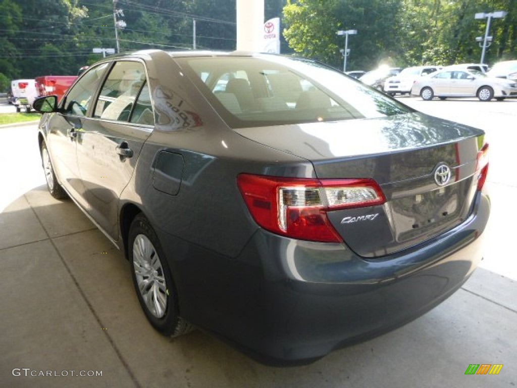 2013 Camry LE - Magnetic Gray Metallic / Ash photo #5