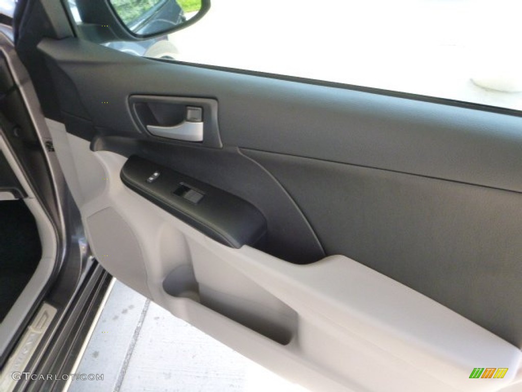 2013 Camry LE - Magnetic Gray Metallic / Ash photo #11
