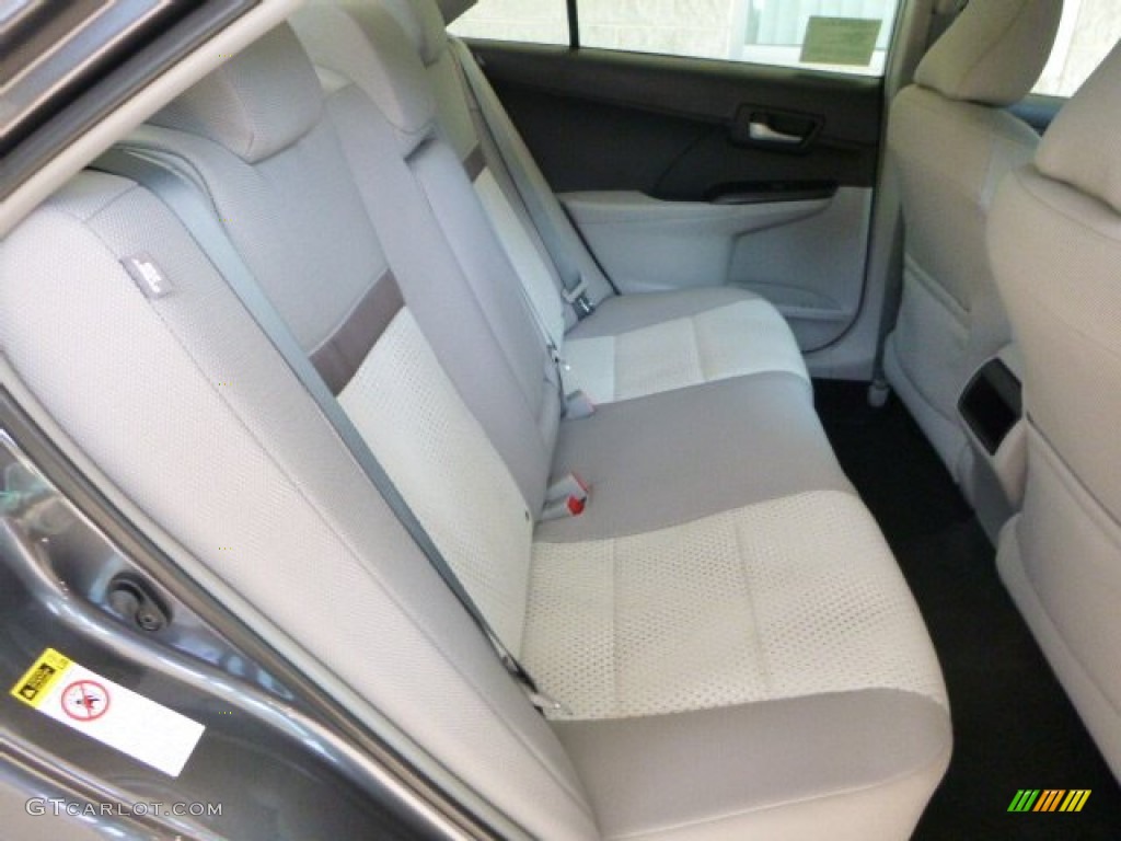 2013 Camry LE - Magnetic Gray Metallic / Ash photo #12