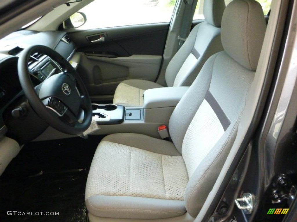 2013 Camry LE - Magnetic Gray Metallic / Ash photo #13