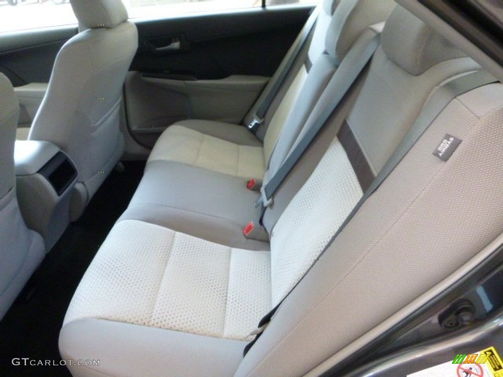 2013 Camry LE - Magnetic Gray Metallic / Ash photo #14