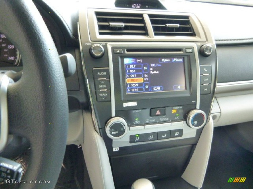 2013 Camry LE - Magnetic Gray Metallic / Ash photo #18