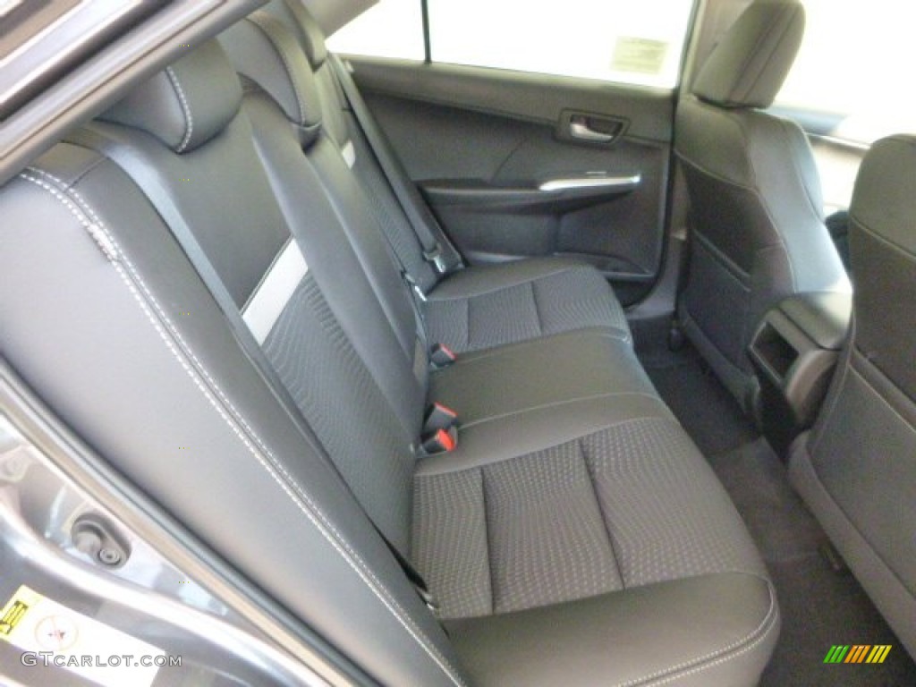 2013 Camry SE - Magnetic Gray Metallic / Black photo #11