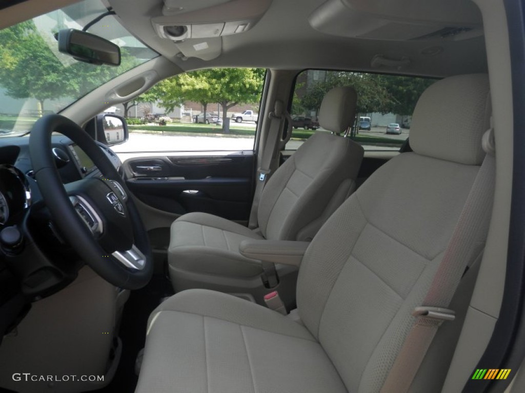 Black/Sandstorm Interior 2014 Dodge Grand Caravan SE Photo #84777746