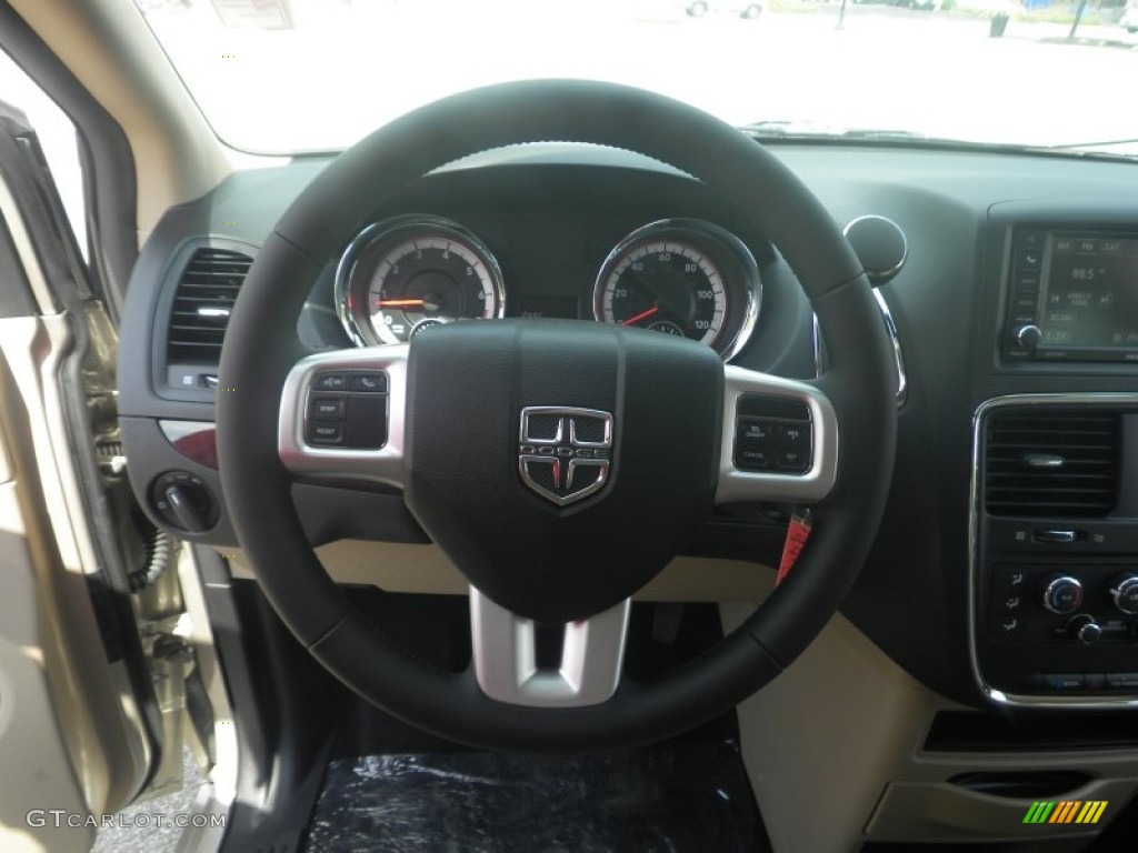 2014 Dodge Grand Caravan SE Black/Sandstorm Steering Wheel Photo #84777770