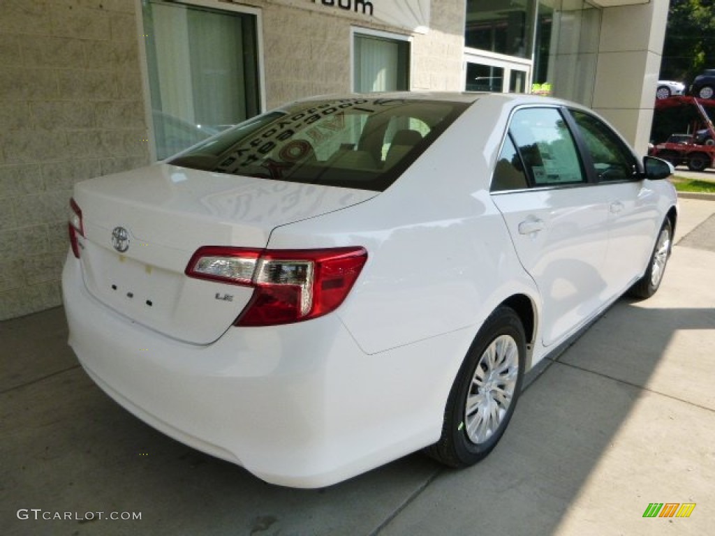 2013 Camry LE - Super White / Ivory photo #3