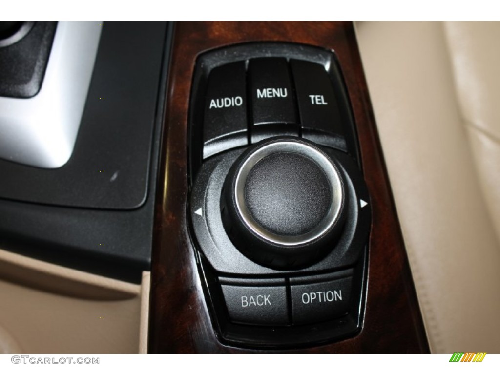 2013 3 Series 328i Sedan - Orion Silver Metallic / Venetian Beige photo #28
