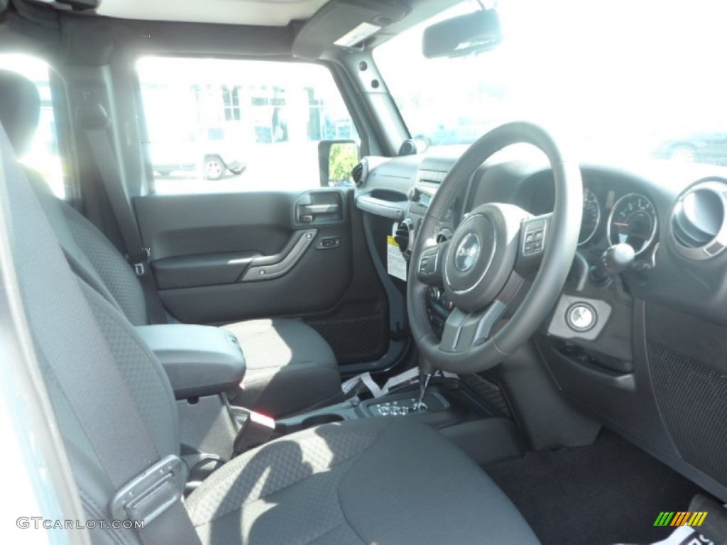 2014 Wrangler Unlimited Sport 4x4 RHD - Anvil / Black photo #5