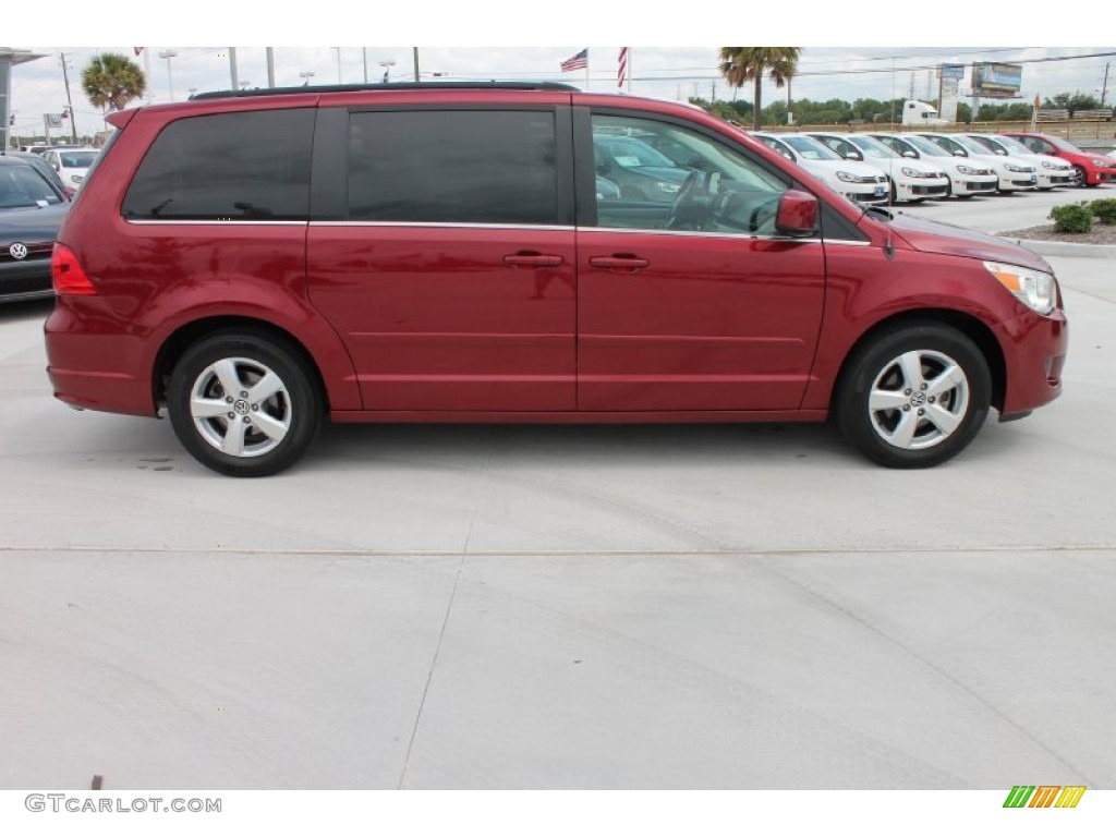 2011 Routan SE - Deep Claret Red Metallic / Aero Gray photo #11