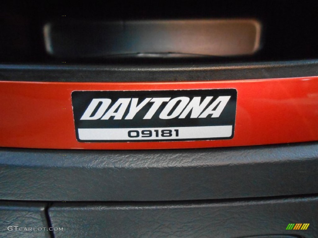 2005 Dodge Ram 1500 SLT Daytona Quad Cab 4x4 Marks and Logos Photo #84780986